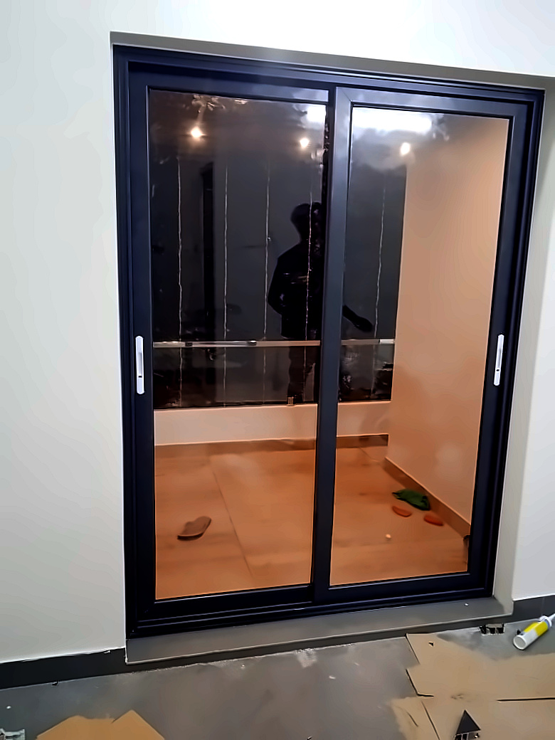Aluminium Sliding Balcony Glass Door